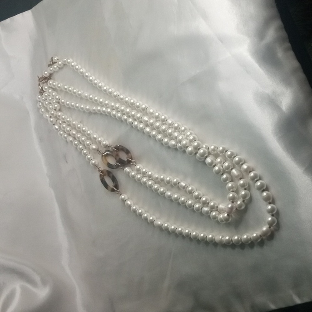 Chico,s Elegant Faux Pearl 3 strand  Necklace with Gold/Tortoiseshell Accents